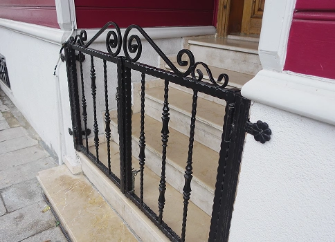 Aluminum Fence img