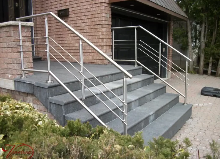EXTERIOR-GLASS-RAILINGS-1010
