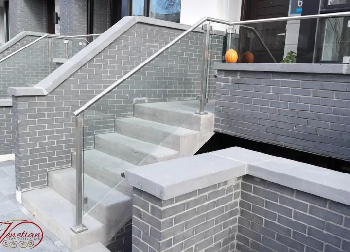 EXTERIOR-GLASS-RAILINGS-1011