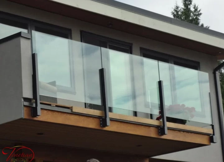 EXTERIOR-GLASS-RAILINGS-1024