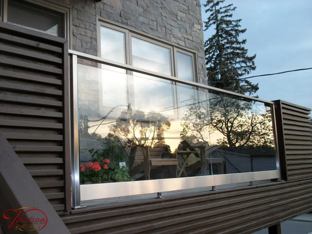 EXTERIOR-GLASS-RAILINGS-1061