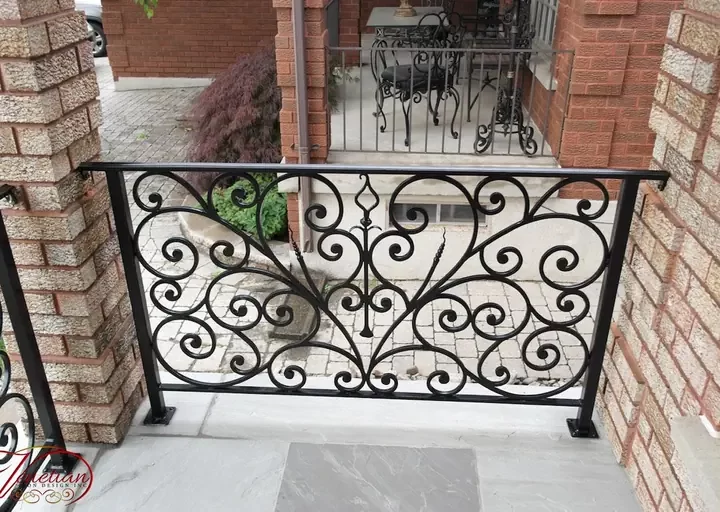 EXTERIOR-WROUGHT-IRON-RAILINGS-1004