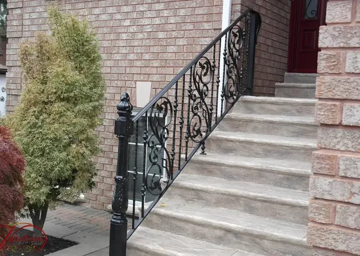 EXTERIOR-WROUGHT-IRON-RAILINGS-1031