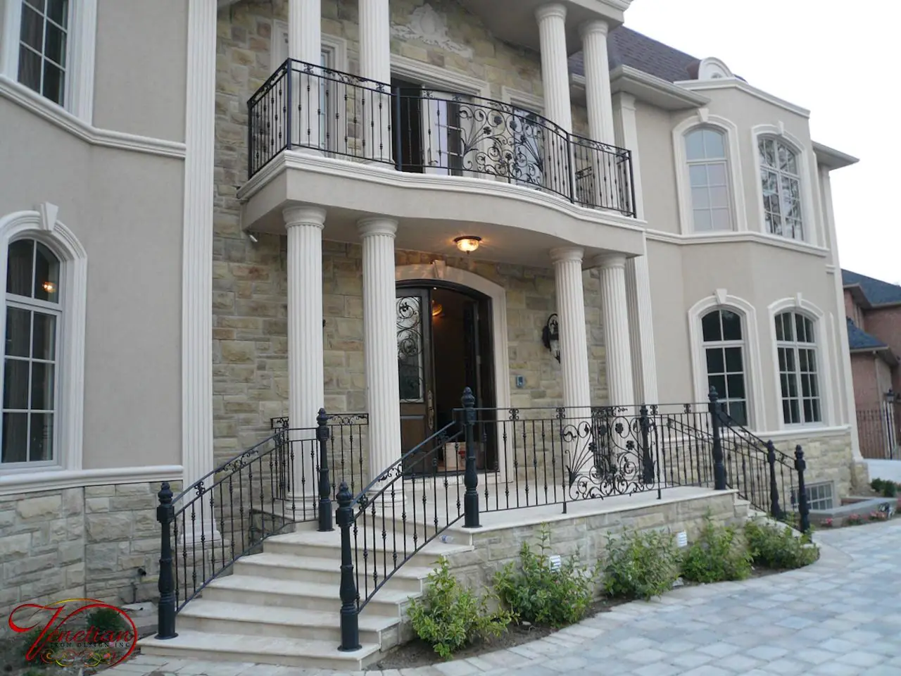 EXTERIOR-WROUGHT-IRON-RAILINGS-1048