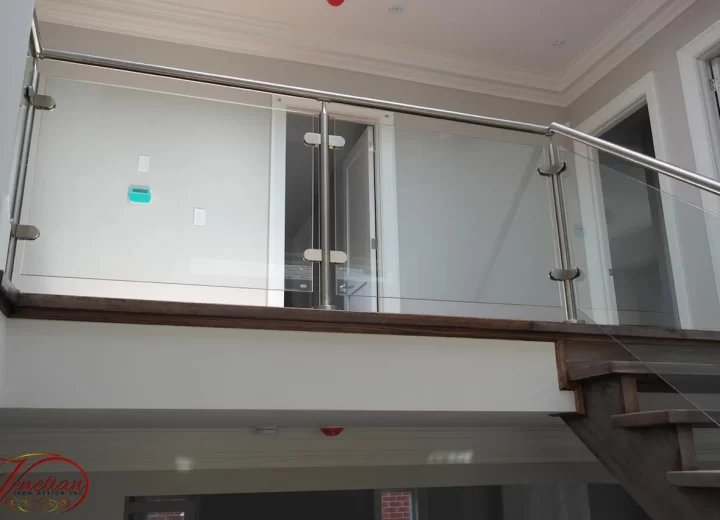 INTERIOR-GLASS-RAILINGS-1016