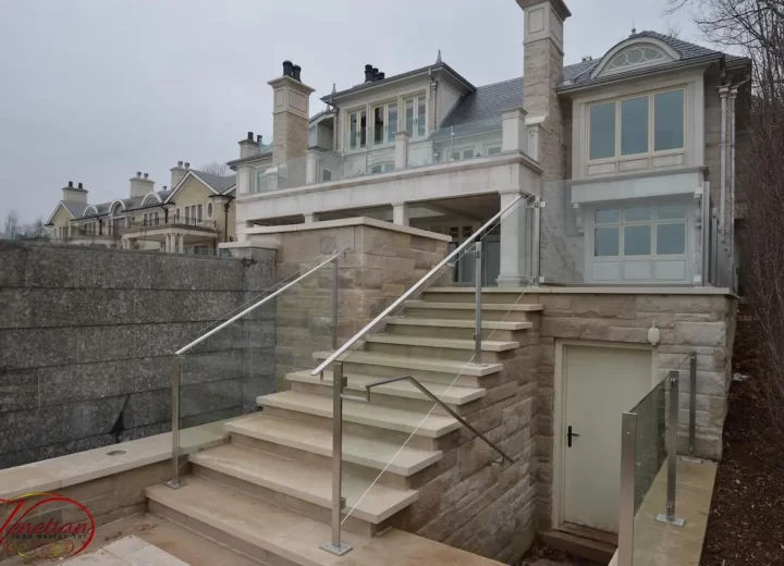 INTERIOR-GLASS-RAILINGS-1041