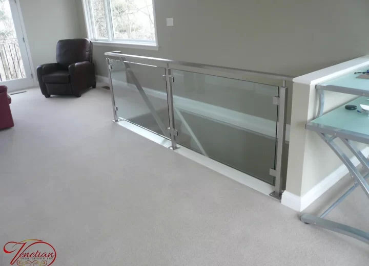 INTERIOR-GLASS-RAILINGS-1047