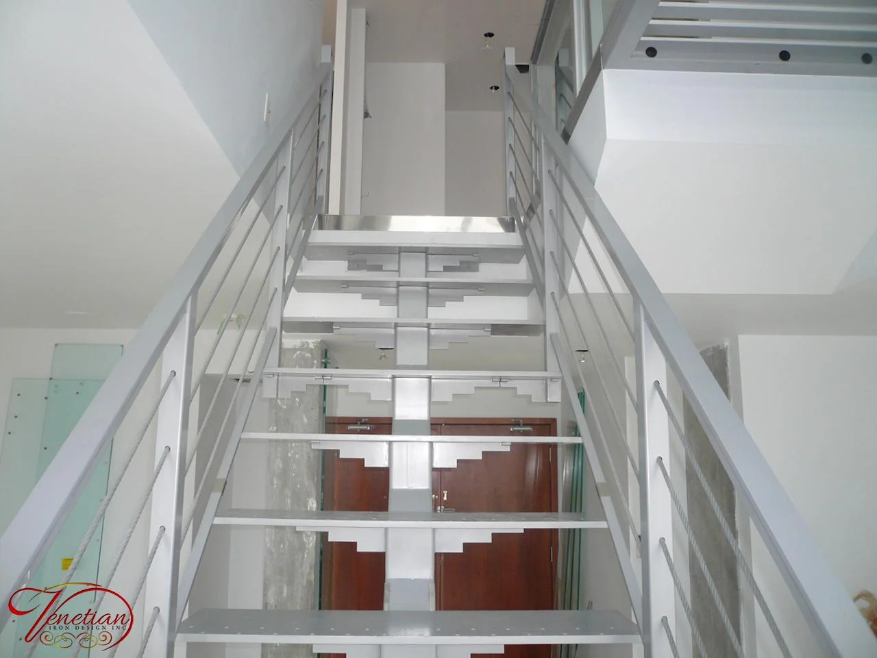 INTERIOR-GLASS-RAILINGS-1055