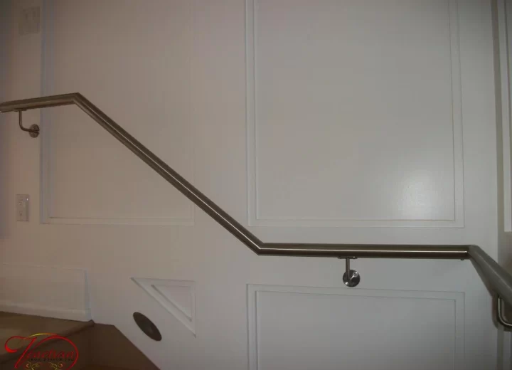 INTERIOR-GLASS-RAILINGS-1065