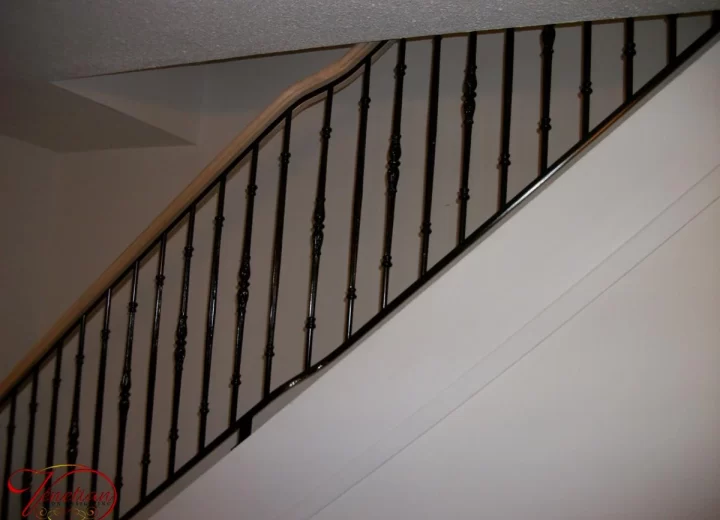 INTERIOR-WROUGHT-IRON-RAILINGS-1021