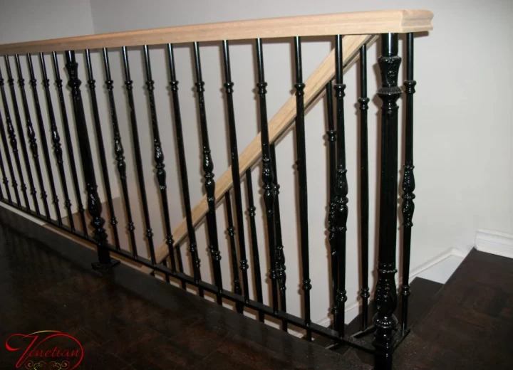INTERIOR-WROUGHT-IRON-RAILINGS-1022