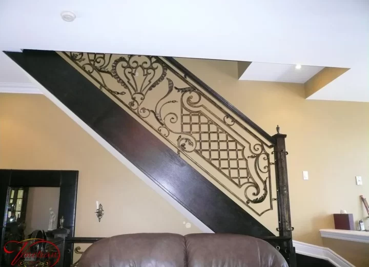 INTERIOR-WROUGHT-IRON-RAILINGS-1033