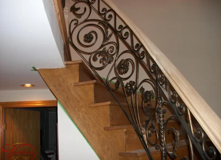 INTERIOR-WROUGHT-IRON-RAILINGS-1036