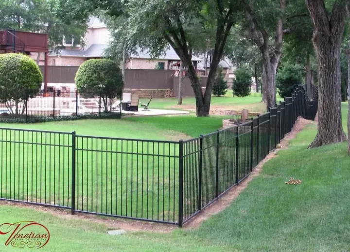 WROUGHT-IRON-FENCES-1006