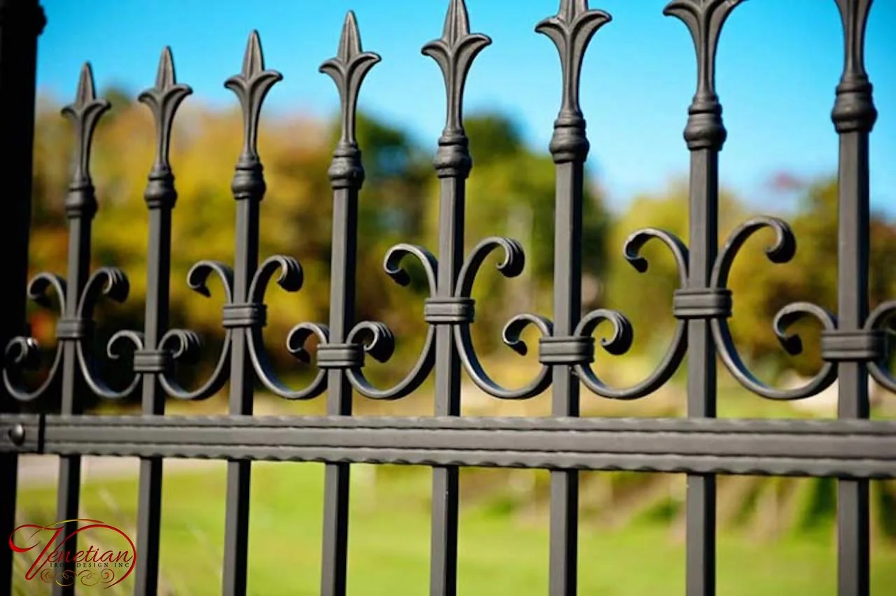 WROUGHT-IRON-FENCES-1008