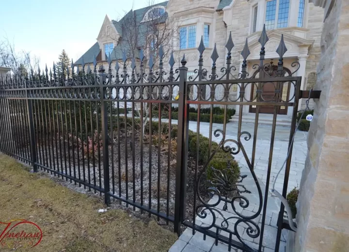 WROUGHT-IRON-FENCES-1013