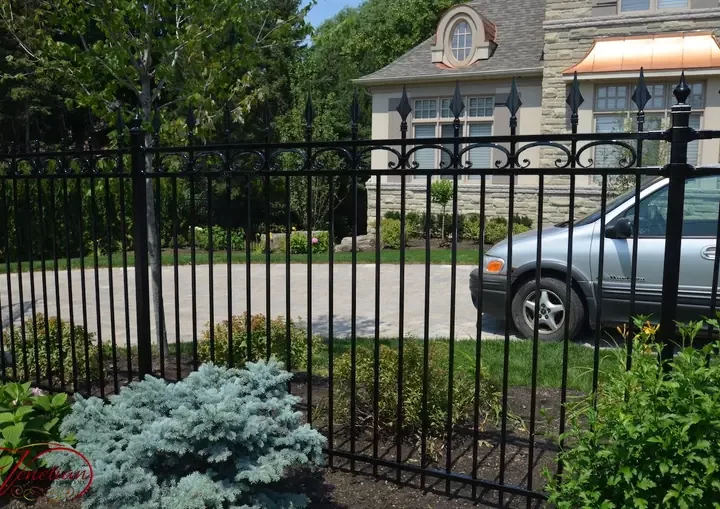 WROUGHT-IRON-FENCES-1016
