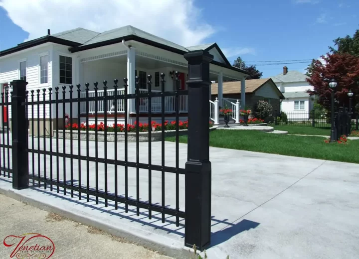 WROUGHT-IRON-FENCES-1017