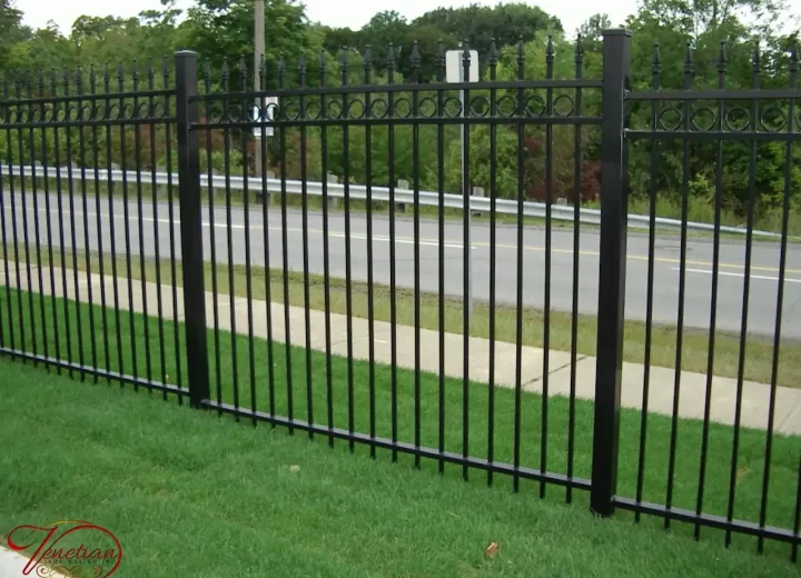 WROUGHT-IRON-FENCES-1026