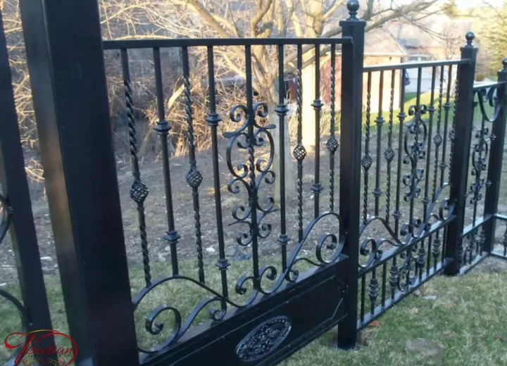 WROUGHT-IRON-FENCES-1031