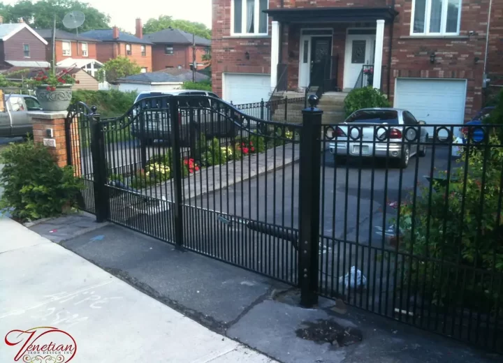 WROUGHT-IRON-GATES-1038
