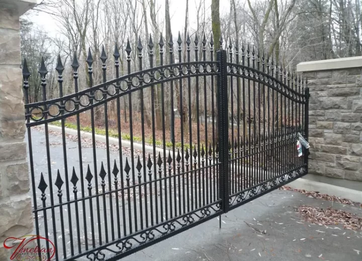 WROUGHT-IRON-GATES-1039