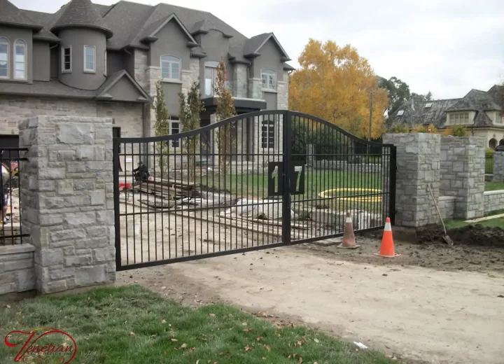 WROUGHT-IRON-GATES-1064