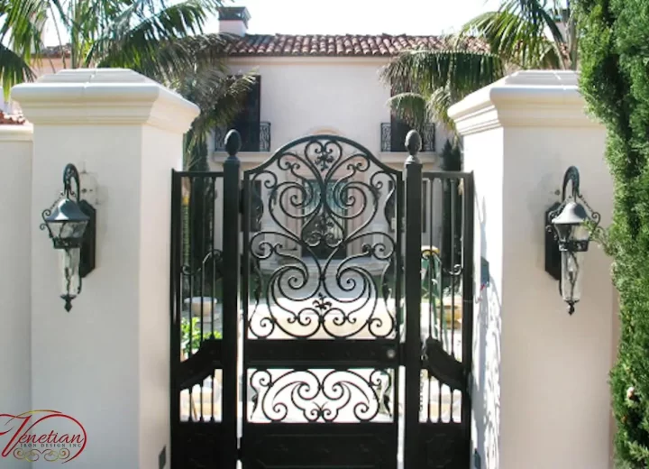 WROUGHT-IRON-GATES-1065